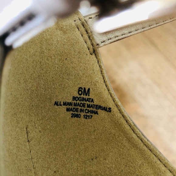 *New Nude High Heels - Picture 4 of 5